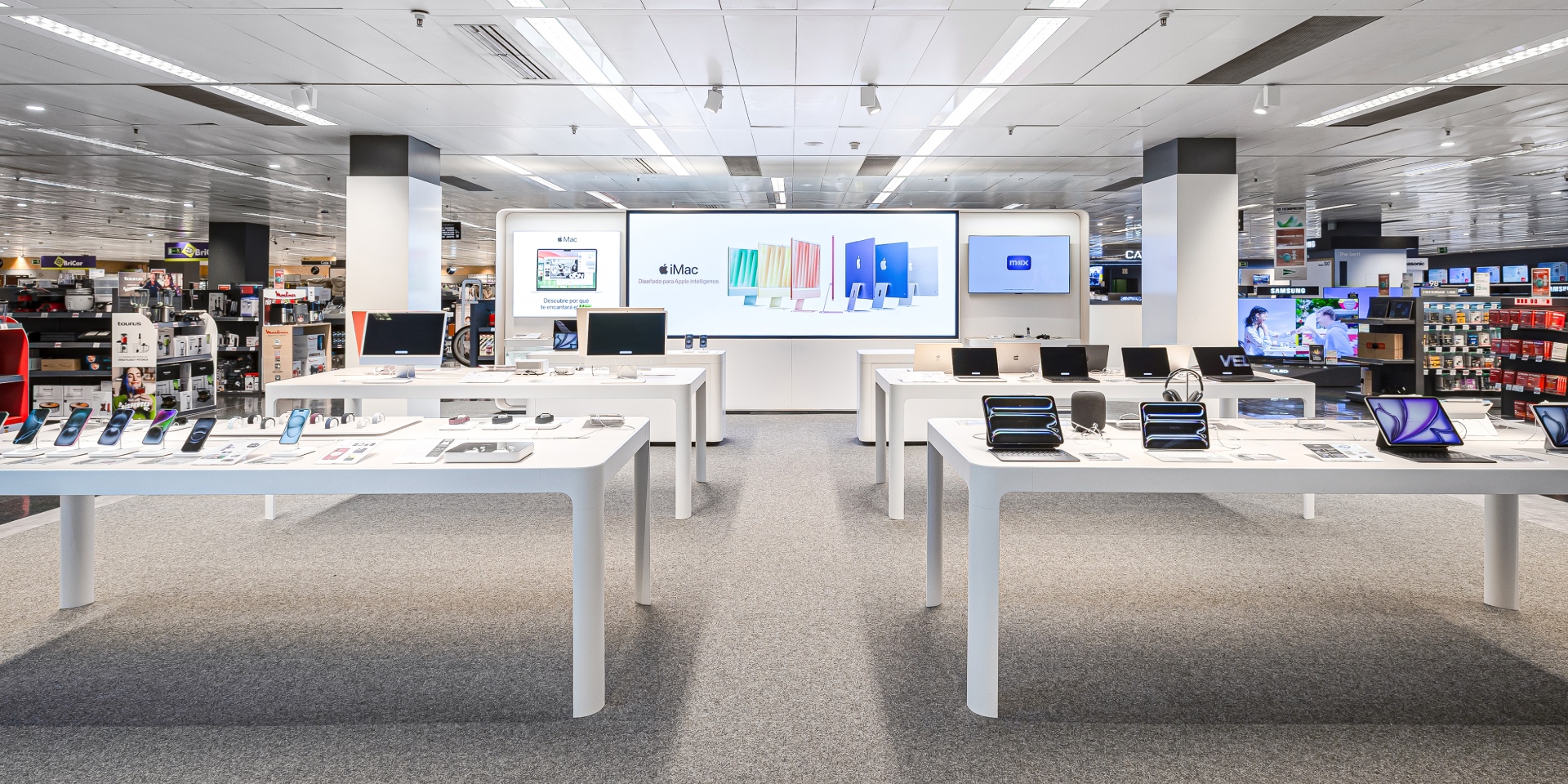 Your Apple Store in Seville