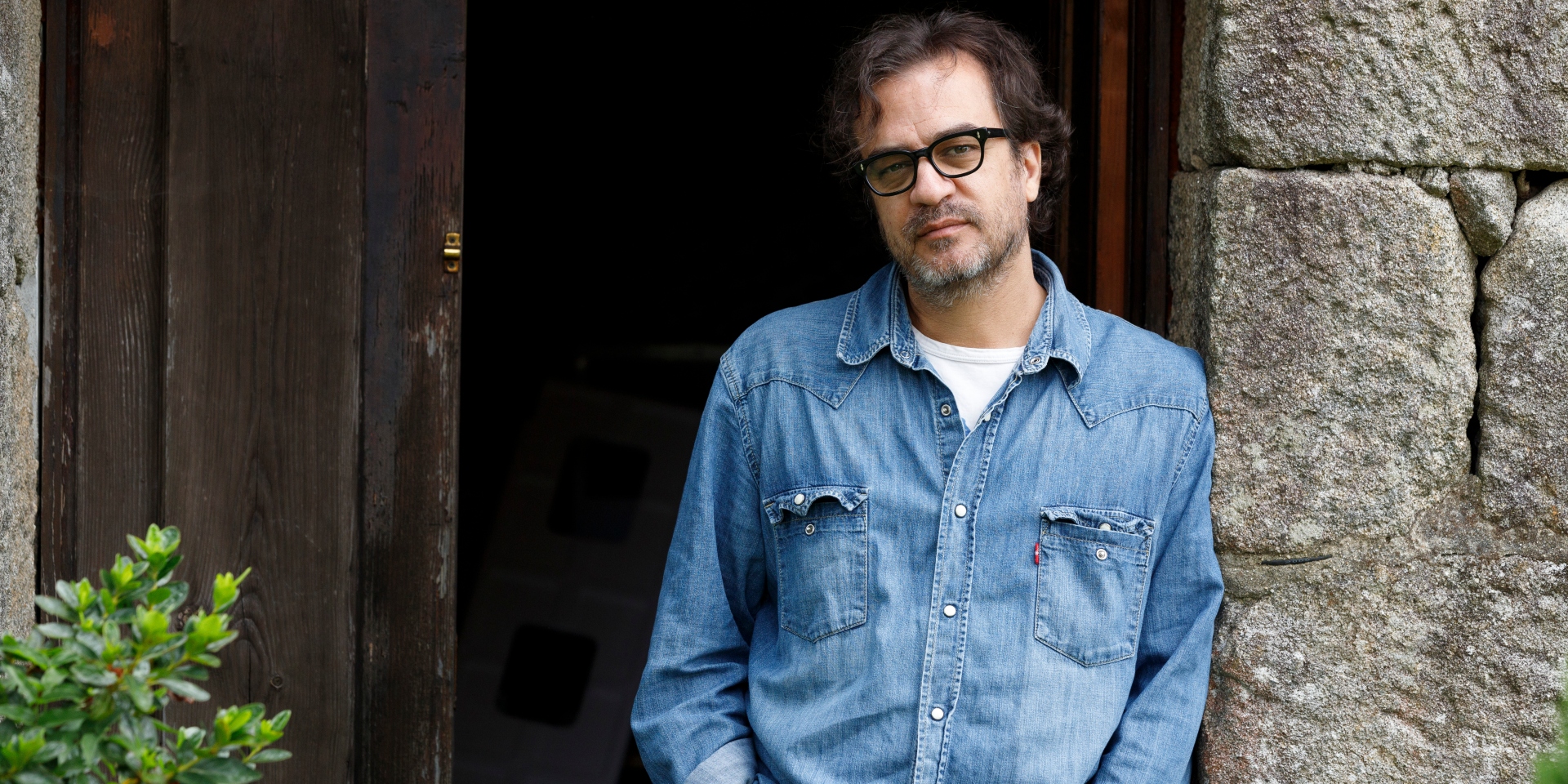 Signing of Pedro Feijoo's new book 'Onde nacen as bestas'