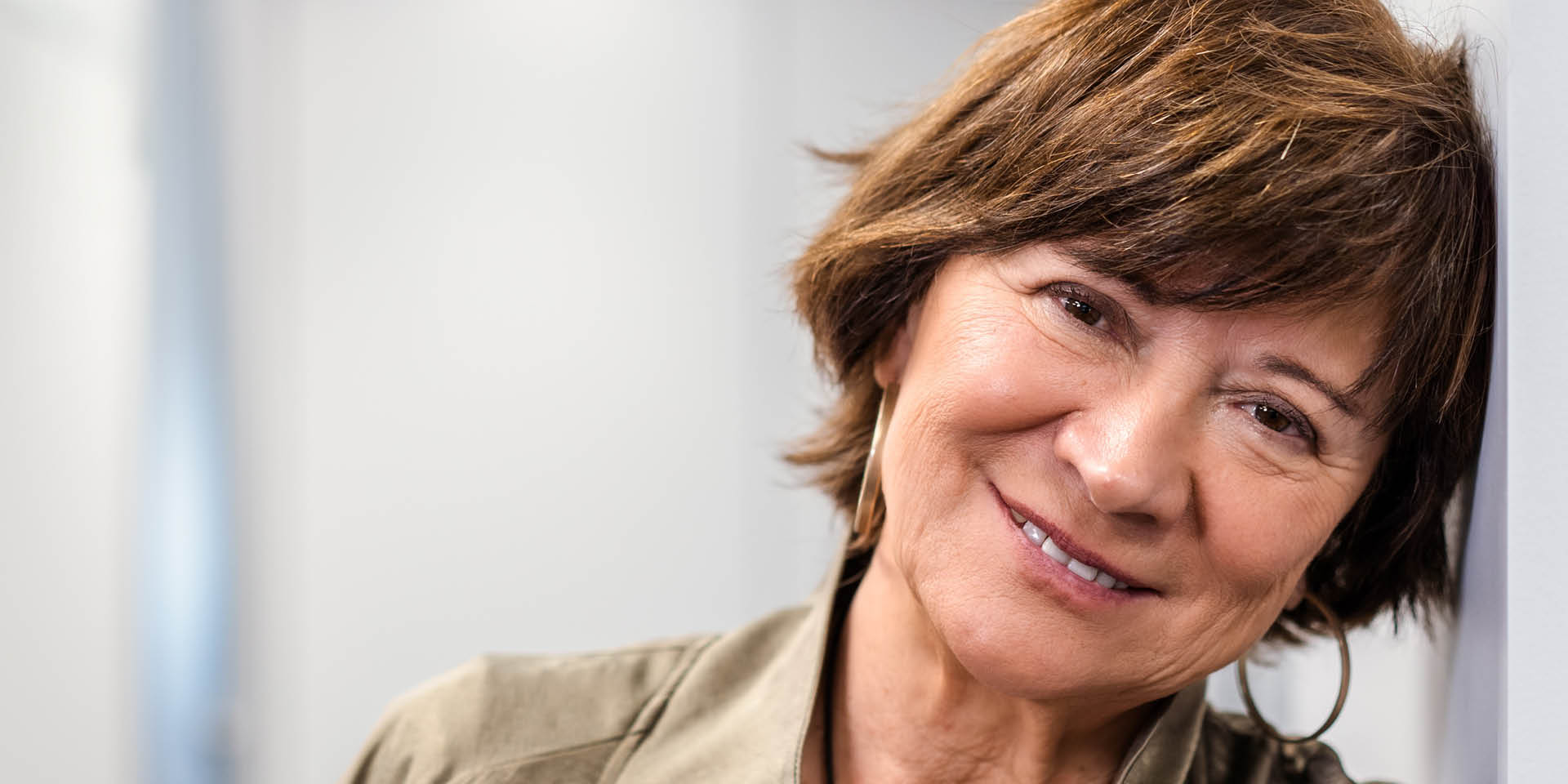 NATIVEL PRECIADO PRESENTA NUEVO LIBRO: "EL PAN DE MIS HIJOS"