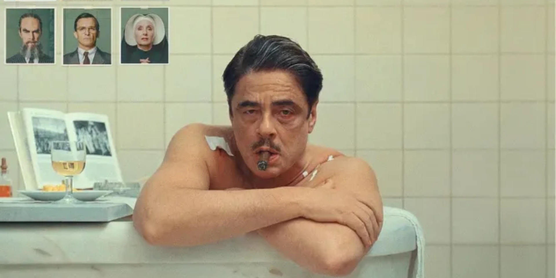 Proyección de la película "La trama fenicia"