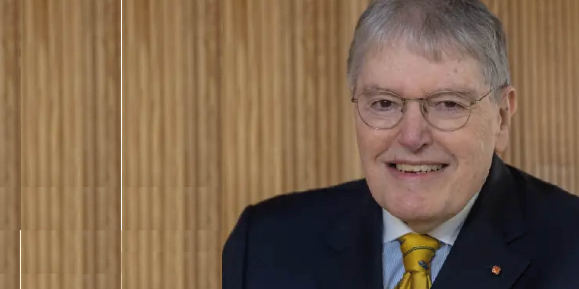 PRESENTACIÓN CON EL ESCRITOR FIDEL SEBASTIÁN MEDIAVILLA