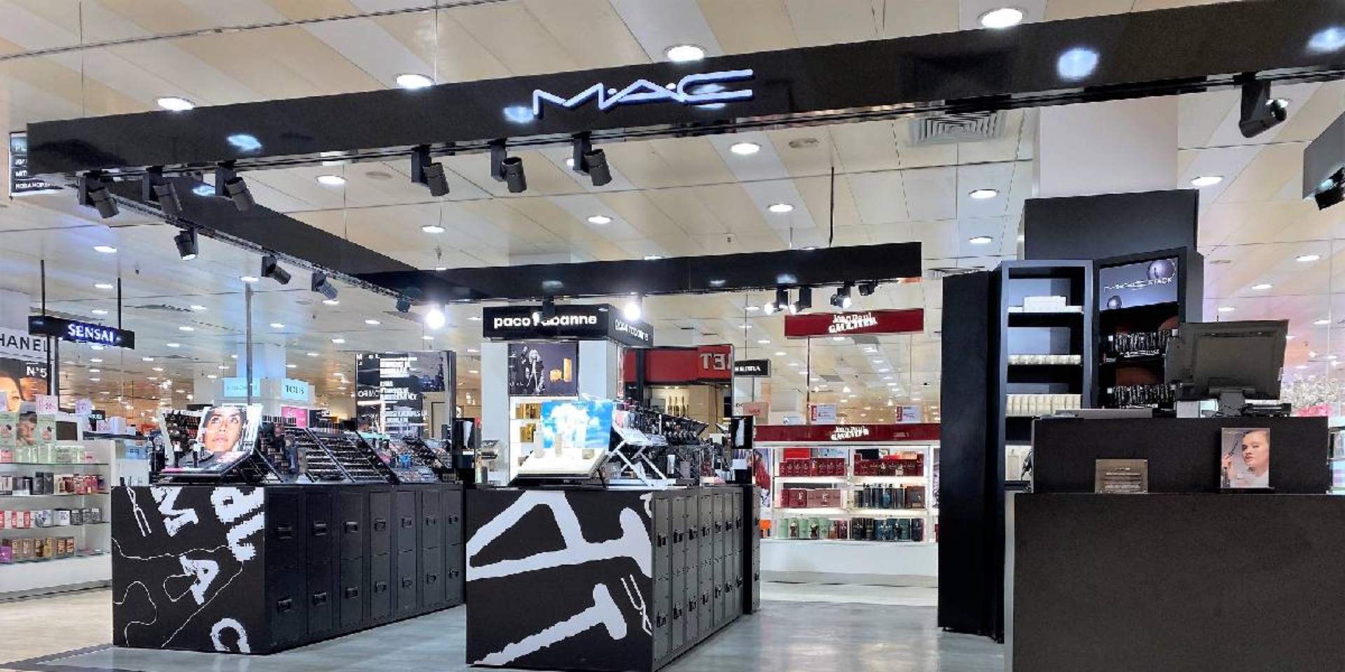 MAC Maquillaje